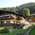 Apartment Haus Schnetzer
