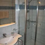 Apartment Haus Schnetzer *